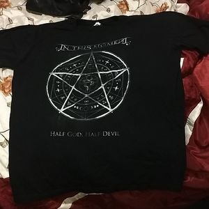 In this moment band t-shirt pentagram